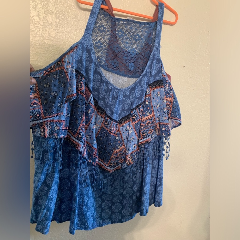 Free people inspired top